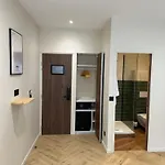 Bed and Breakfast Les Du Faubourg Παρίσι