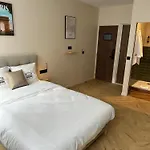 Les Du Faubourg 4* Παρίσι