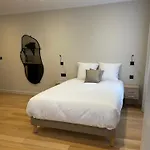 Les Du Faubourg 4* Παρίσι