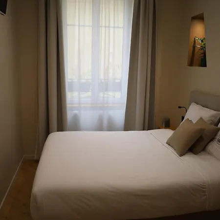 Les Du Faubourg 4*