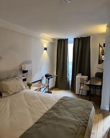 Les Du Faubourg 4*