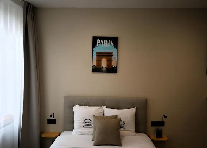 Les Du Faubourg Paris