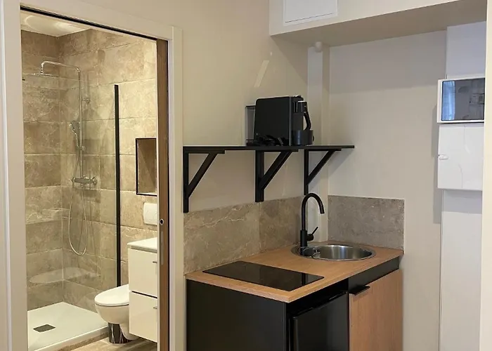 Les Du Faubourg Paris